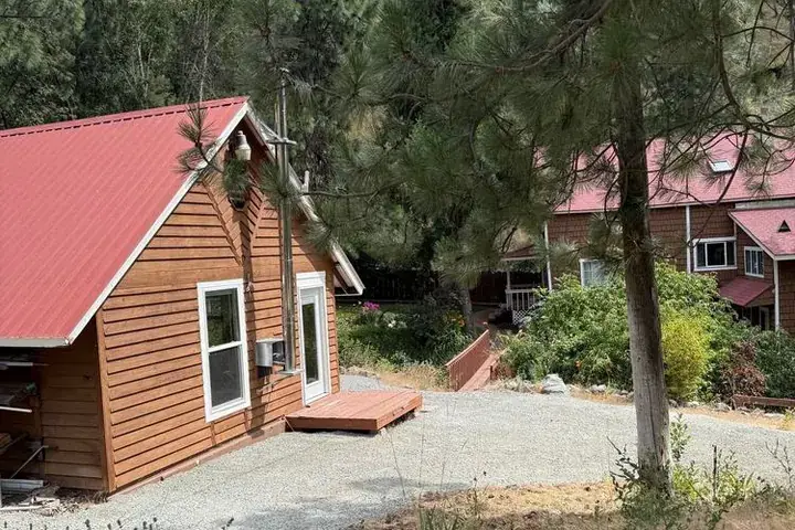 Finished excavation and site work by Backcountry Excavation in the Chelan valley